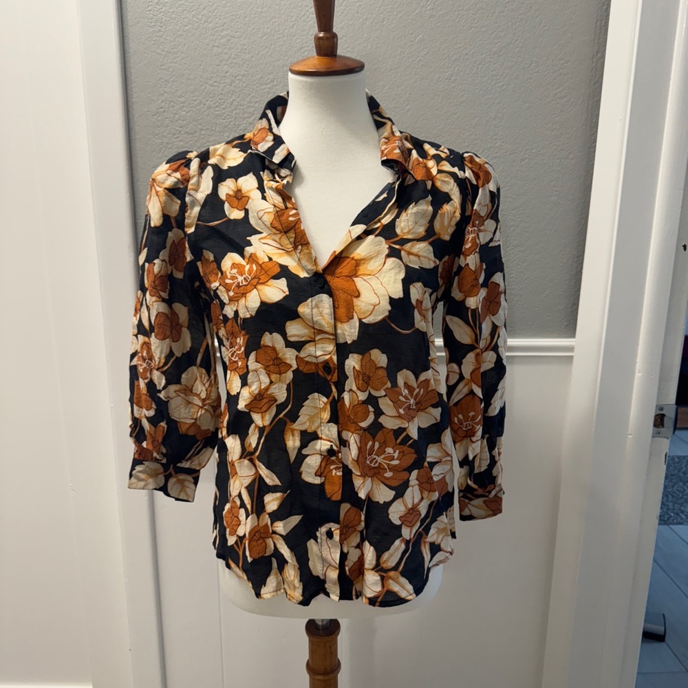 Express Floral Dark Green and Brown Women's Top Size M